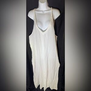 Comfy lightweight linen jumper.